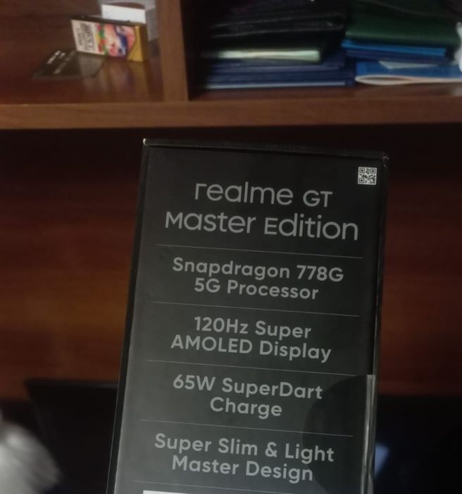 Iphone 11/64,Relme 256/8+8