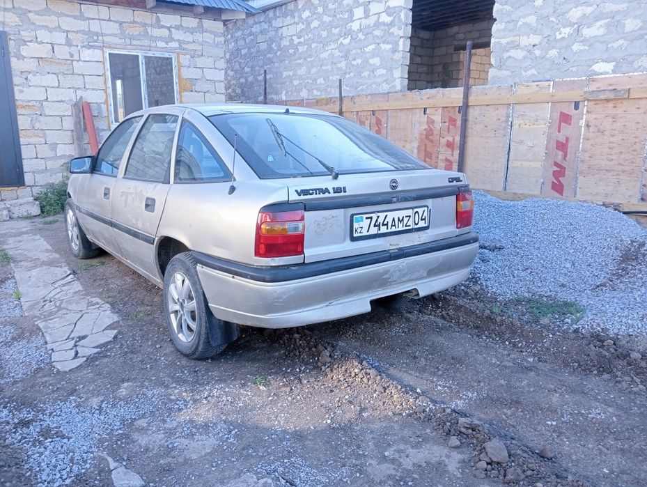 Продам Опель вектра газ бензин 93г