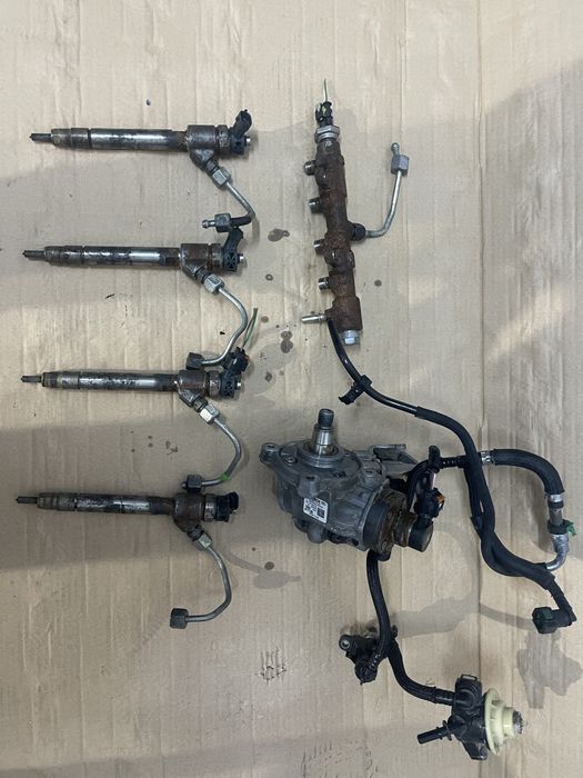 Kit injectie 1.5 hdi YH01 Peugeot 308 3008 5008  2017-2024  cod 0445110955