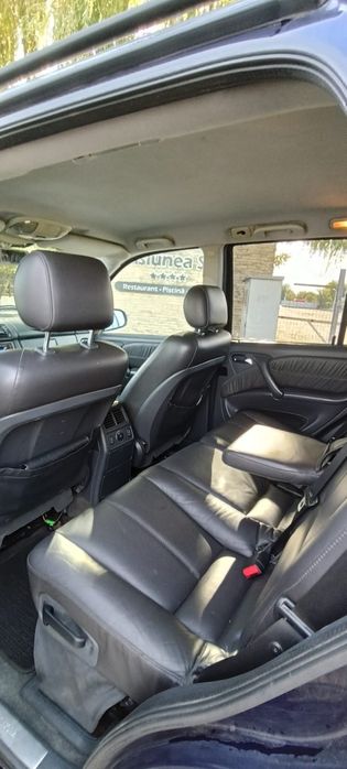Vând Mercedes ml 2003