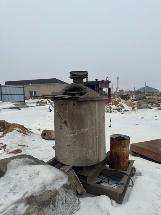 Газоблок құятын аппарат сатылады.