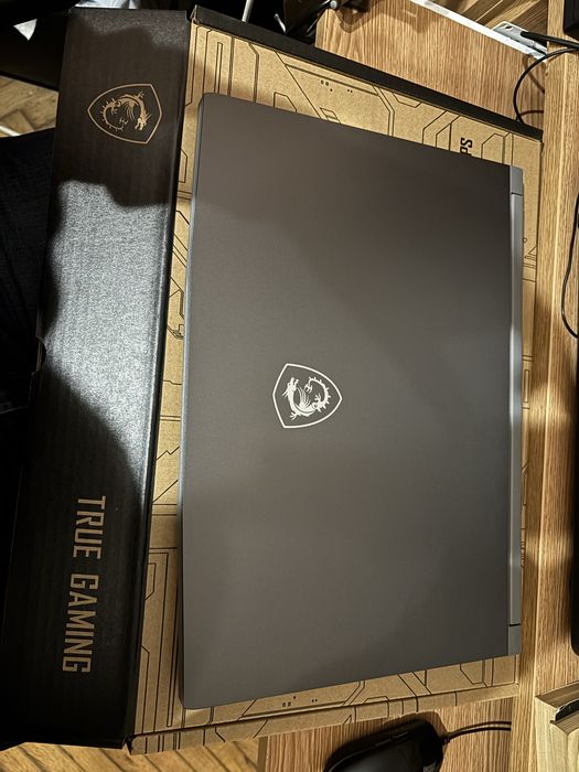 Геймърски лаптоп MSI Thin A15 B7VE