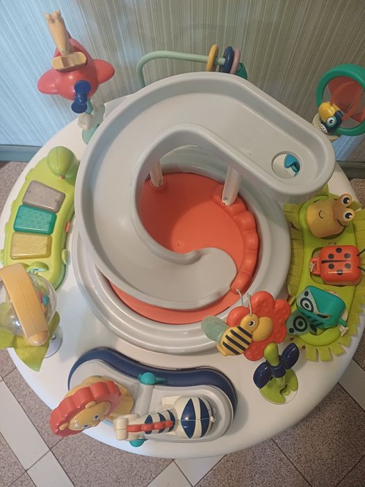 Активен детски център Fisher Price 3 in 1 Sit to Stand Activity Center (модел FPV61)