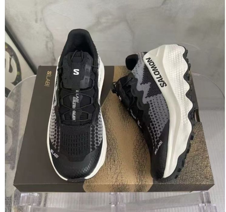 Новые кроссовки Salomon 40р.