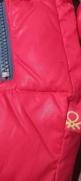 Дебело детско яке Benetton за 140см. ръст, за 8-9 години.