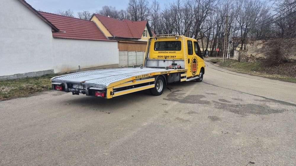 Iveco daily 35c15 7 locuri   3500 kg HIT-MATIC  8 trepte