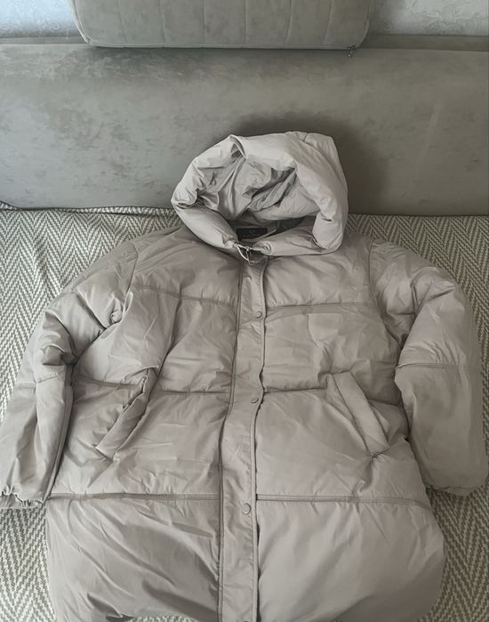 Продам куртку за 3000