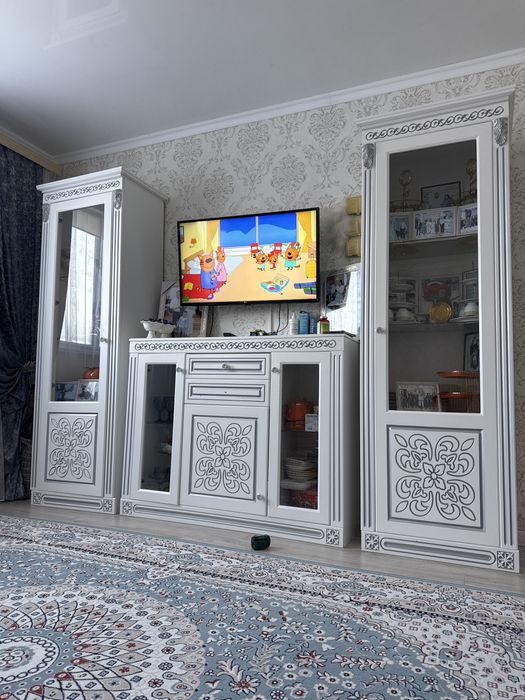 Продам шкаф для гостиной