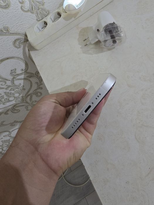 iPhone 12 256 в хорошем состоянии