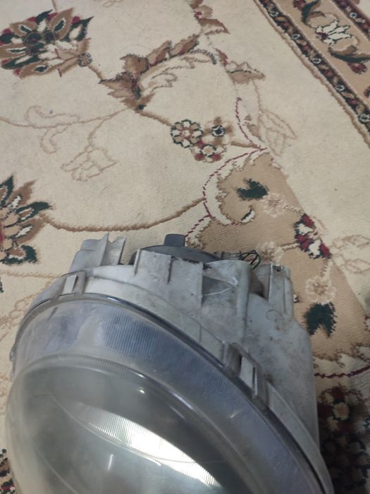 Продам фары на машину Матиз