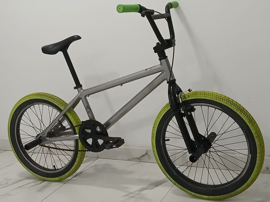 Bicicleta BMX - B'TWIN WIPE 500