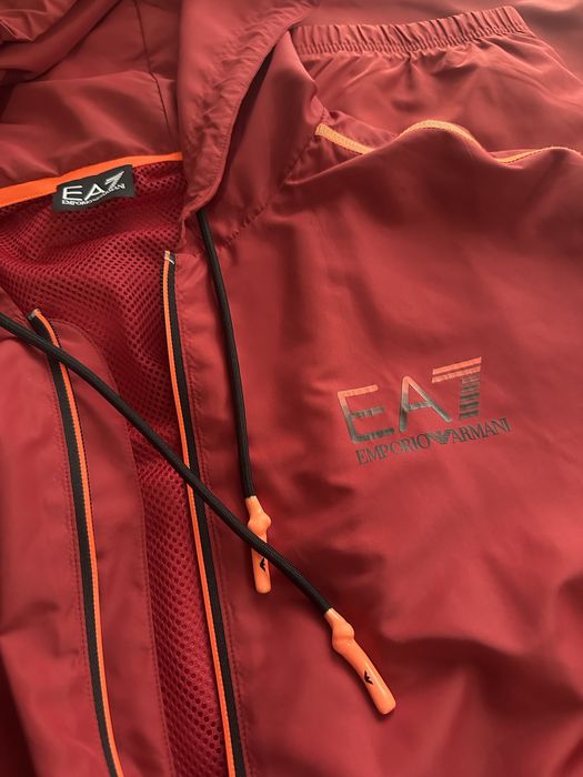 Анцуг EA7 Emporio Armani оригинален