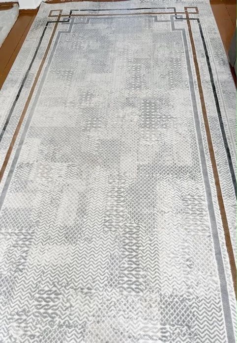 Продается ковер 2*5