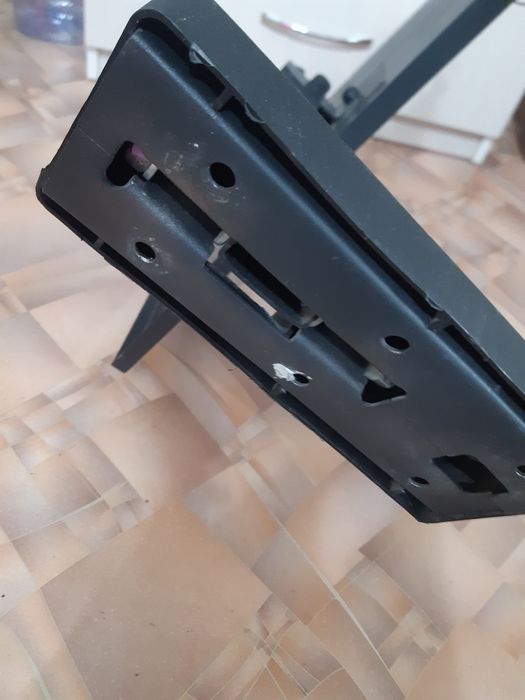 Продам  полку под телевизор