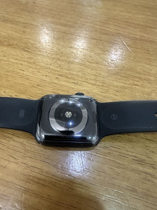 Apple Watch 4 44mm Стальные