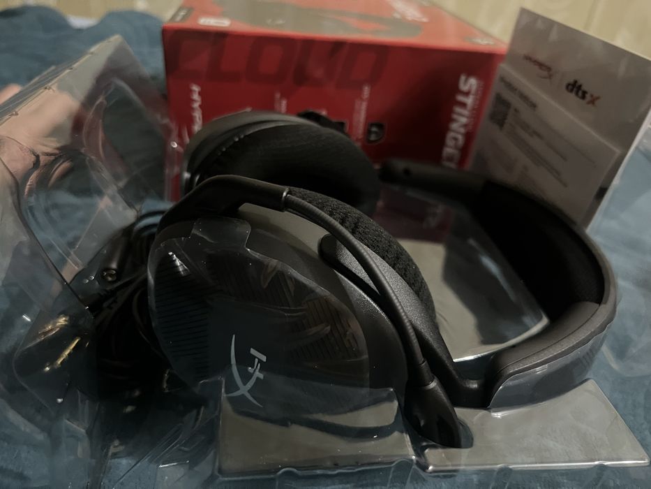 Продам новые наушники