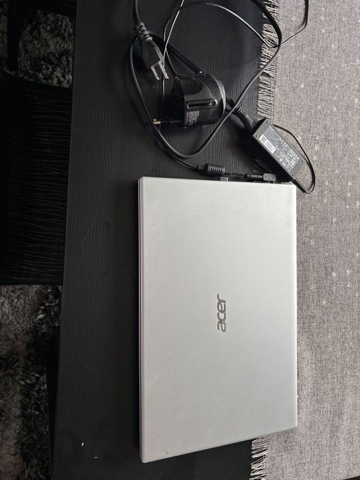 Laptop acer aspire 1