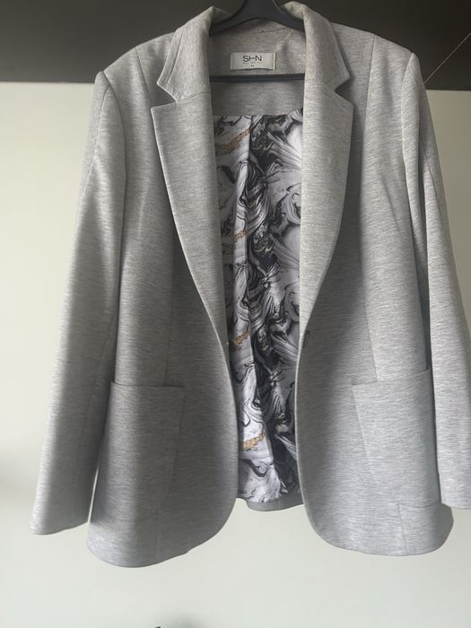 Пиджак для мтлых дам