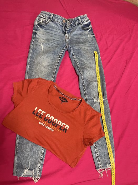 3 blugi si 2 tricouri Lee Cooper Fishbone