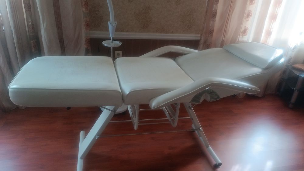 Кушетка- кресло для салона