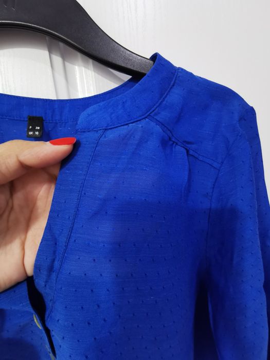 Bluza frumoasa albastru