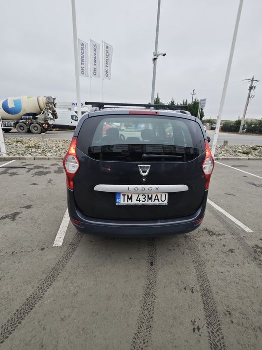 Vând Dacia Lodgy