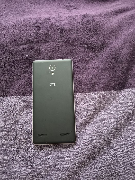 Продам телефон ZTE