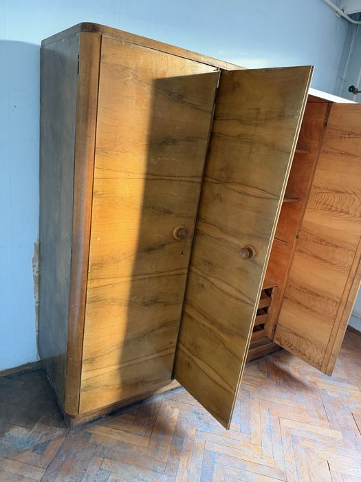 Гардероб ретро дървен  - 4 врати