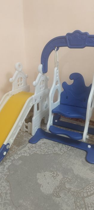 Горка качеля в хорошем состоянии