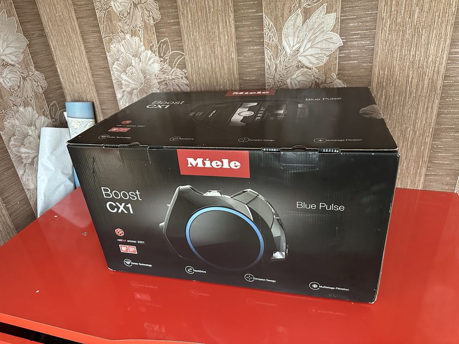 Пылесос Miele Boost CX1