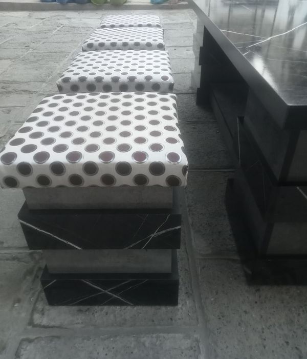 Хай ТЭК журнал стол ва пуфик