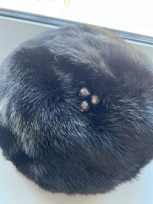 Норковый берет за 10000