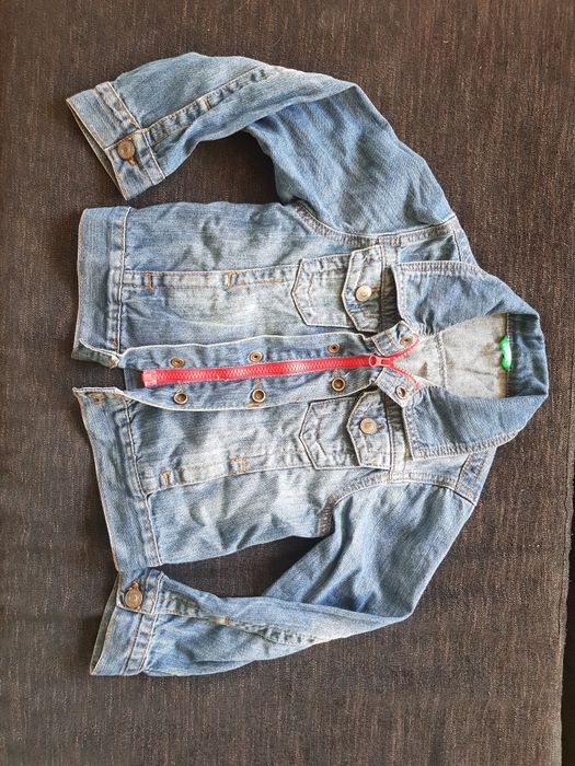 Детски якета, къси панталони, пижами Benetton 4-5 г и 7-8 г