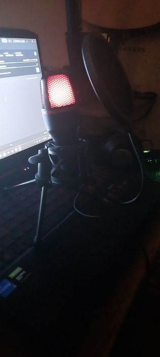 Продам студийный микрофон