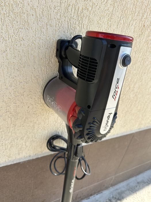 Aspirator ariete handy 2 perii incluse