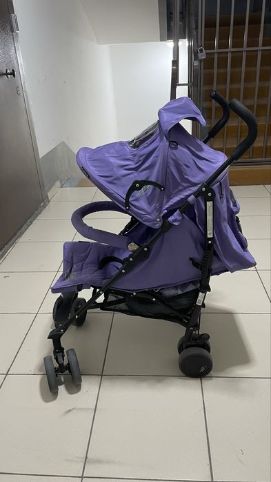 Продам коляску трость