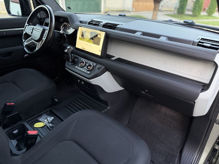 Vand Land Rover Defender 3.0 110 HSE An 2022