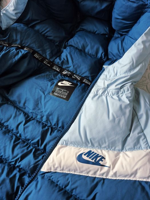 Зимно яке Nike без забележки