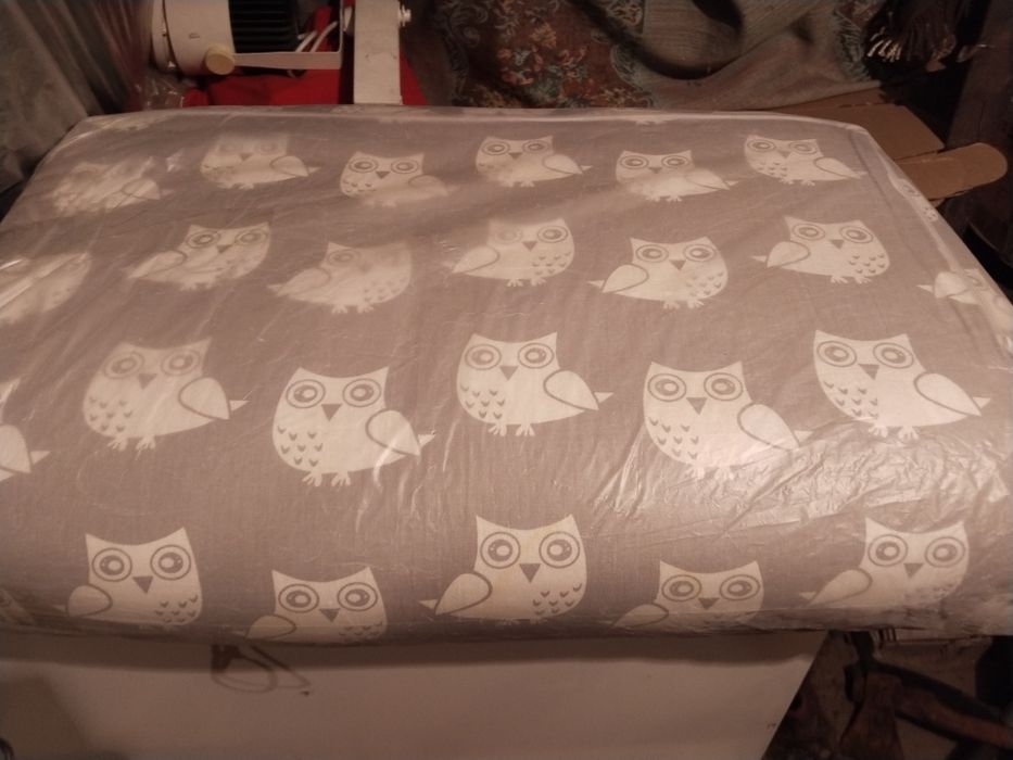 Манежка кроватка качается