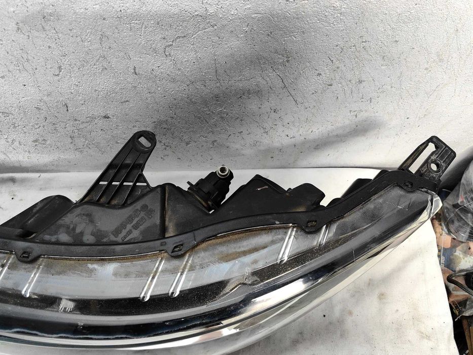 Оригинален фар Нисан  Nissan Qashqai Led