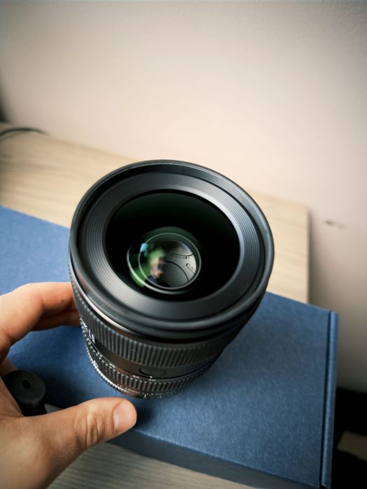Sigma 17–40,  1.8 за Sony E Mount