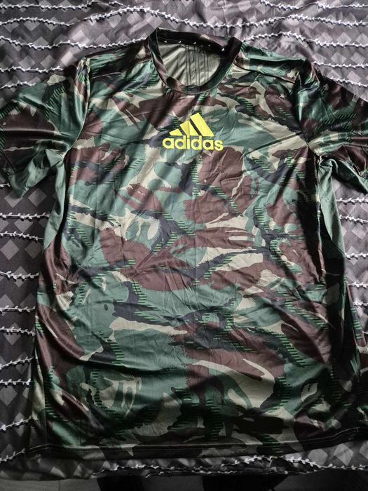 Tricou adidas marimea M