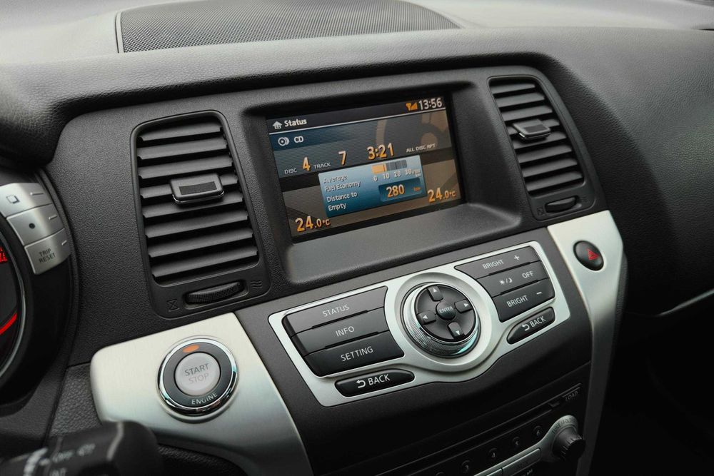 Продается автомобиль Nissan Murano