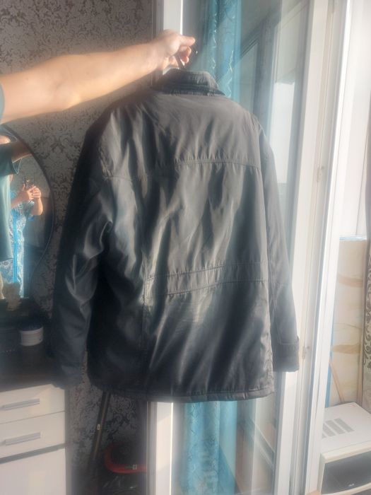 Продаю муж.куртку