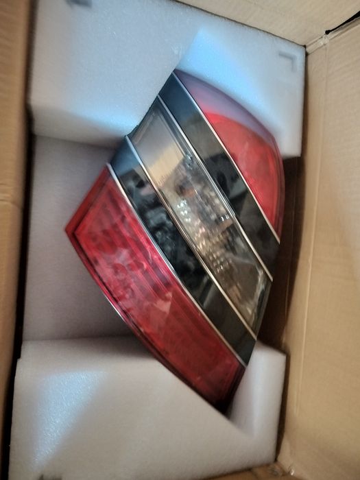 Фары задние Мерседес