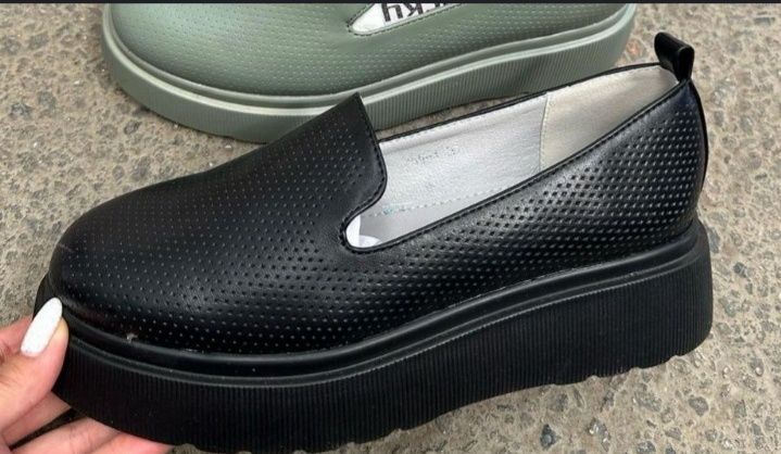 Сабо цвет шоколад и черные на платформе