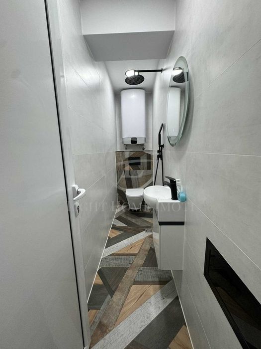 Продава се Тристаен апартамент в Пловдив, Кючук Париж - 51 кв.м за 2451 €/кв.м - Снимка #6