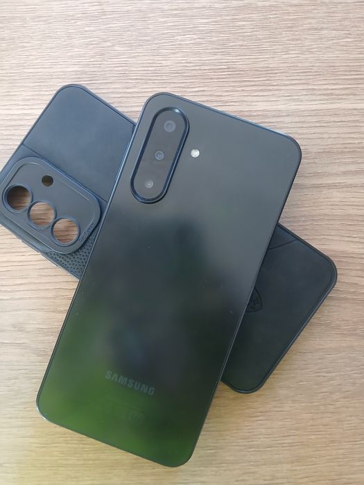 Samsung A 17  idiyal