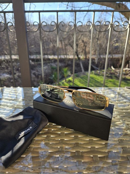 Слънчеви очила Versace