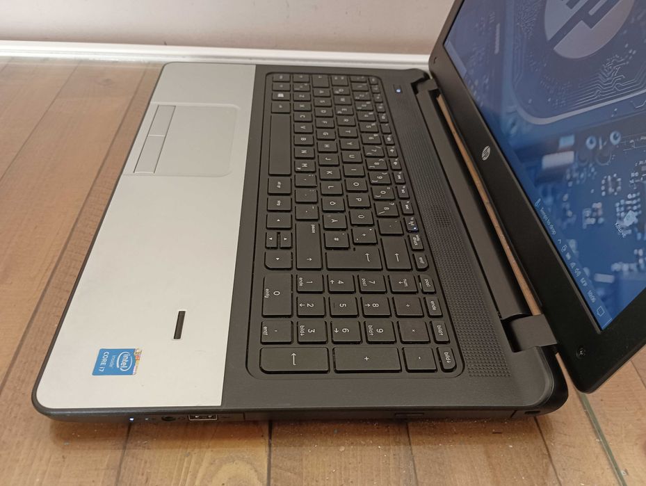 Лаптоп HP 350 G2 i7-5500U (8GB RAM  256GB SSD  нова батерия 15,6"